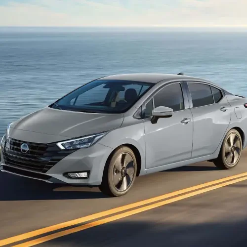 Nissan Sunny 2025